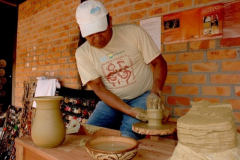 Oficina-de-producao-e-ornamentacao-da-ceramica-Marajoara