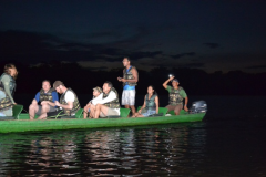 Saida-noturna-para-focagem-de-jacares