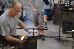 Fabrica-de-cristais-tradicao-europeia-e-trabalho-artesanal